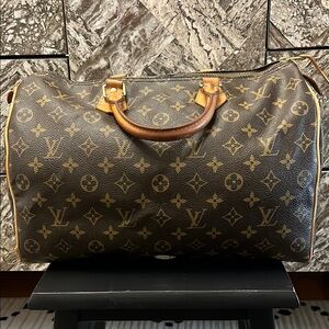 Louis Vuitton Brown Monogram Speedy Bag